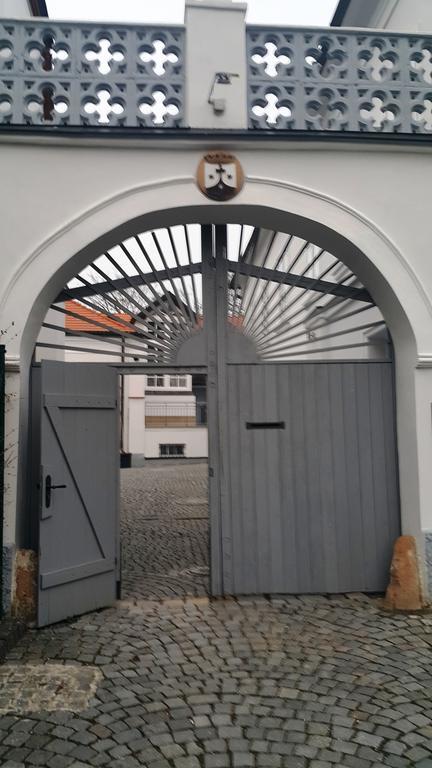 St. Terezie - Baroque Residence Prag Exteriör bild