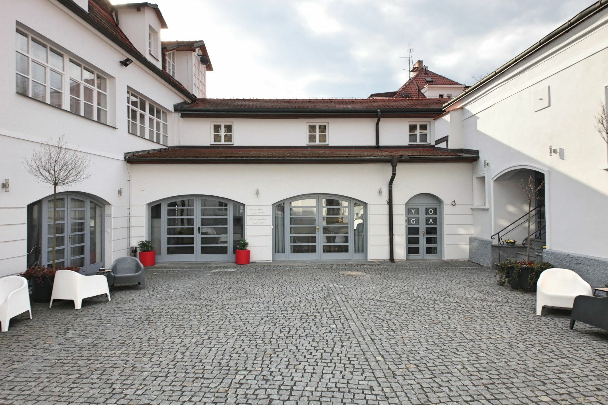 St. Terezie - Baroque Residence Prag Exteriör bild